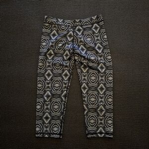 ZUMBA Capri Leggings S